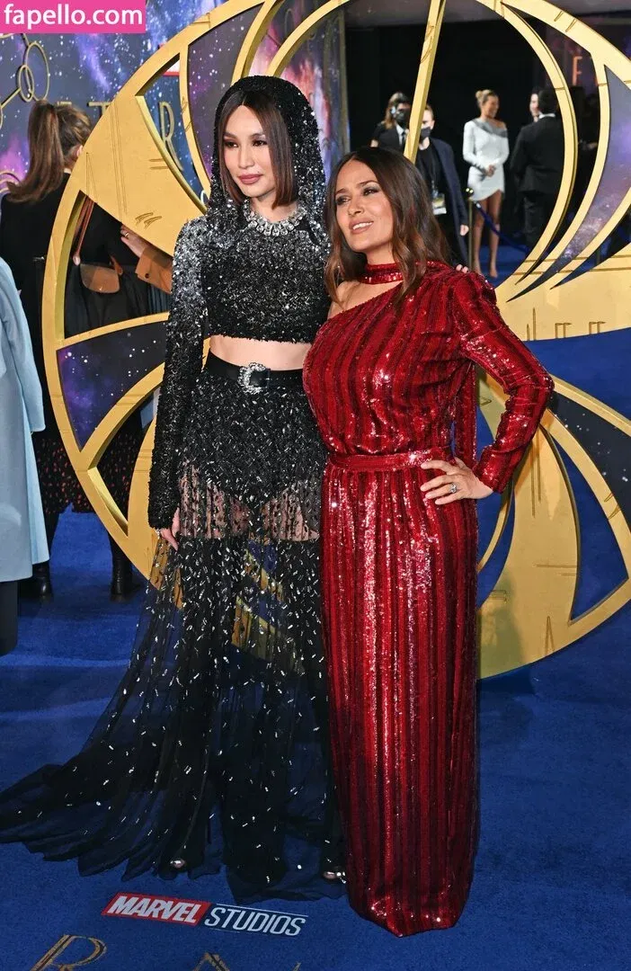 Salma Hayek / salmahayek Onlyfans Photo Gallery 