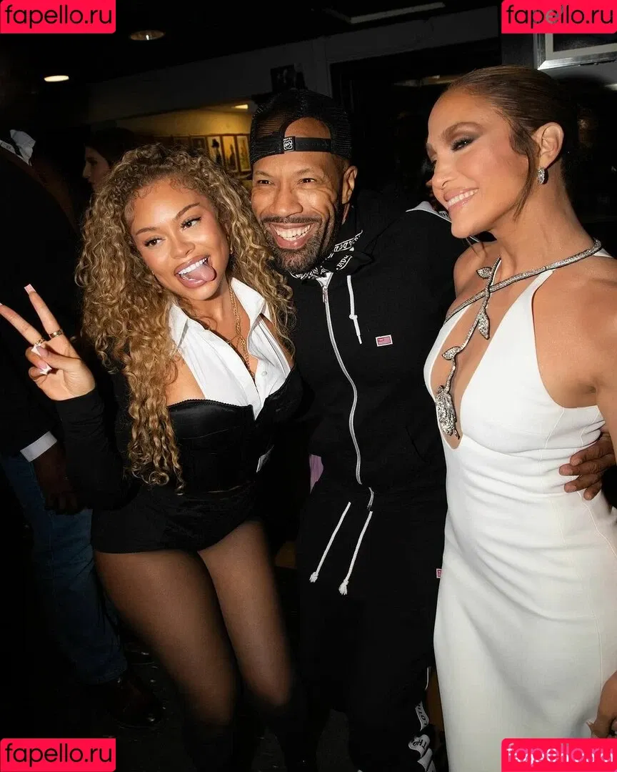 JLo / Jennifer Lopez / _jeenni2 / jennifer_jlo Onlyfans Photo Gallery 
