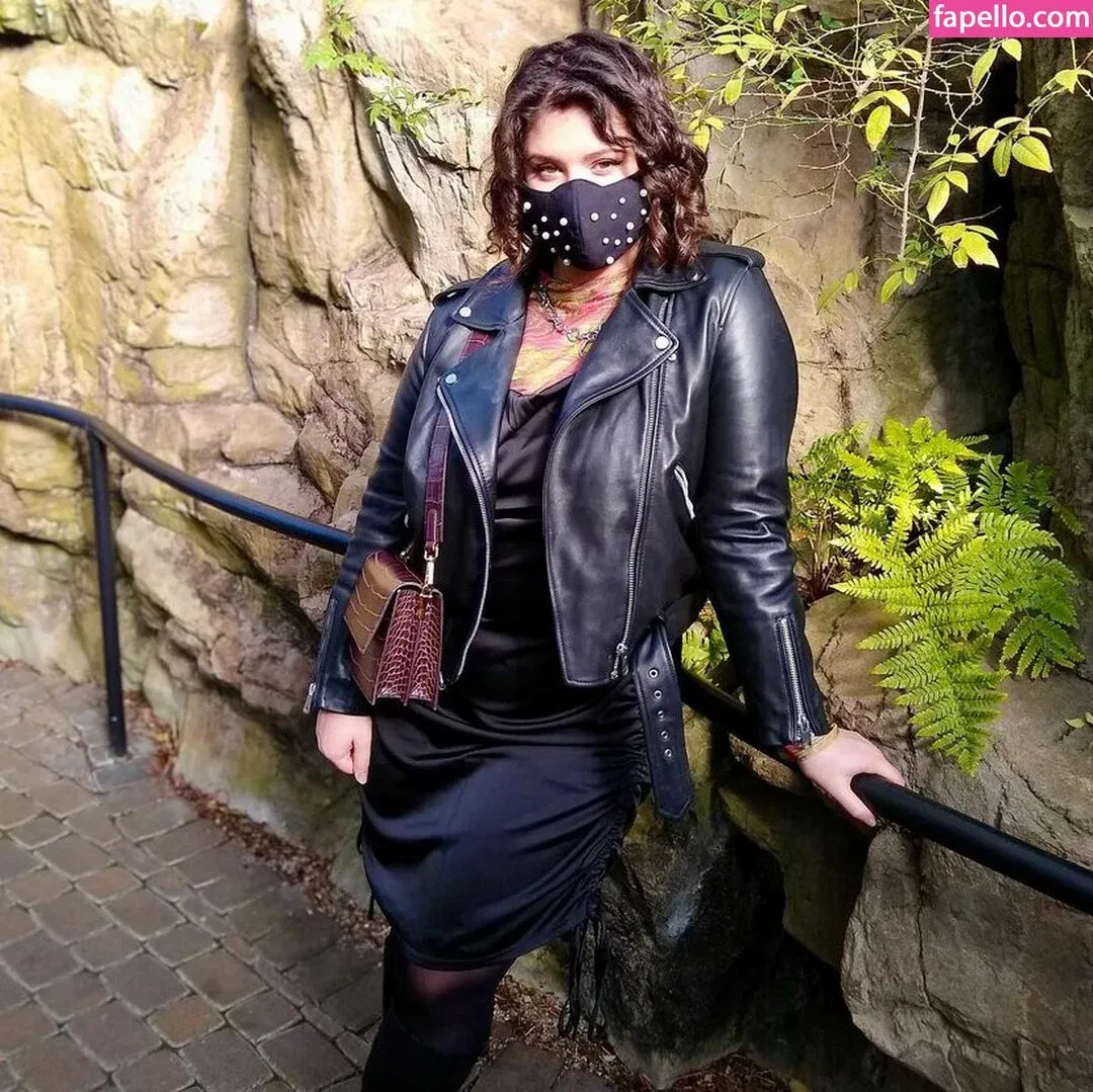 Olive Apple / https: / oliveapple42 Onlyfans Photo Gallery 