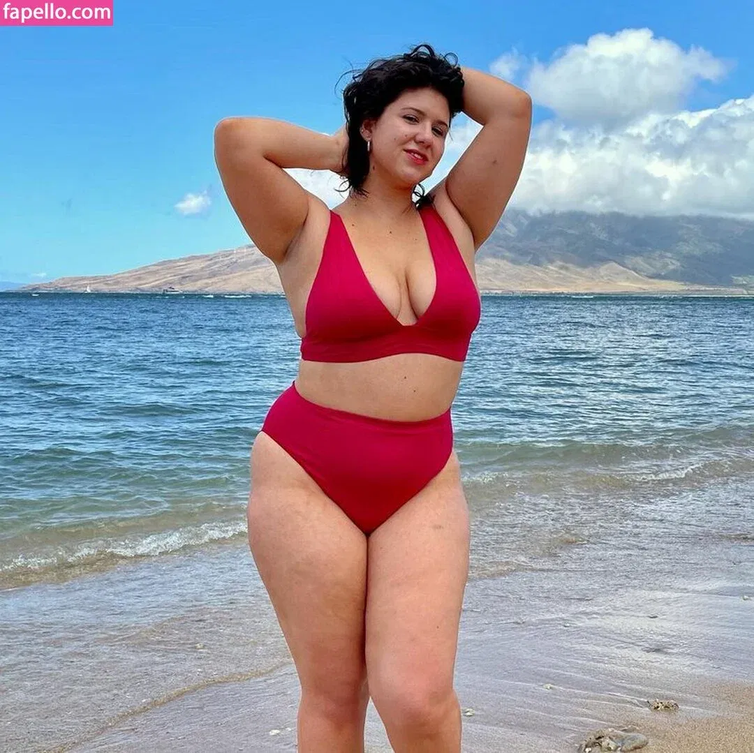 Olive Apple / https: / oliveapple42 Onlyfans Photo Gallery 