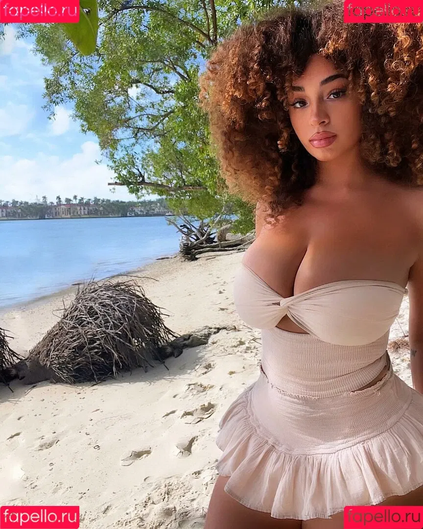 Dana Curly / bbygirldana / dana_curly Onlyfans Photo Gallery 