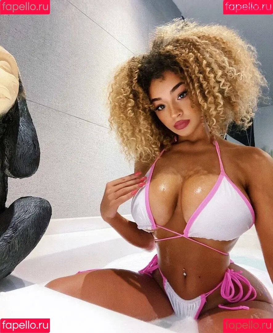 Dana Curly / bbygirldana / dana_curly Onlyfans Photo Gallery 
