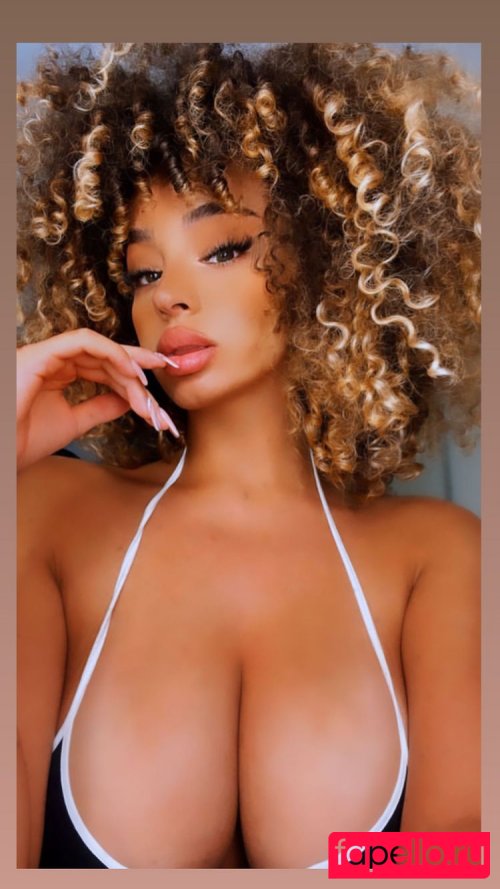 Dana Curly Nude Onlyfans Photo 41