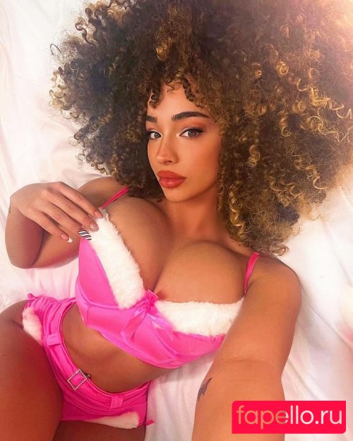 Dana Curly Nude Onlyfans Photo 27