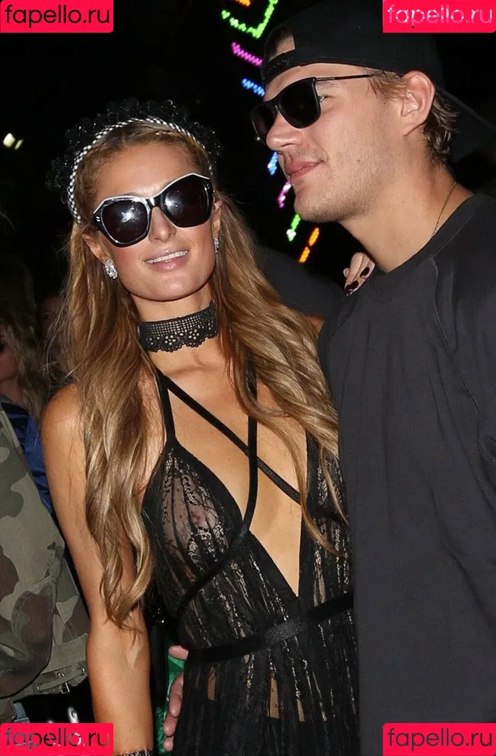 Paris Hilton / parishilton Onlyfans Photo Gallery 