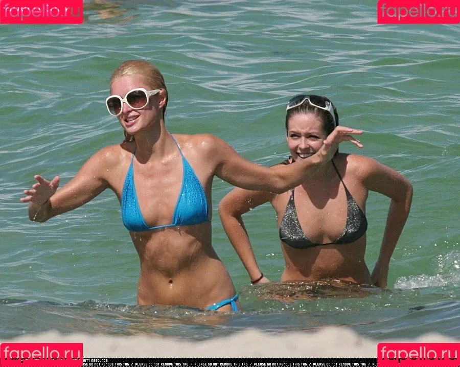 Paris Hilton / parishilton Onlyfans Photo Gallery 