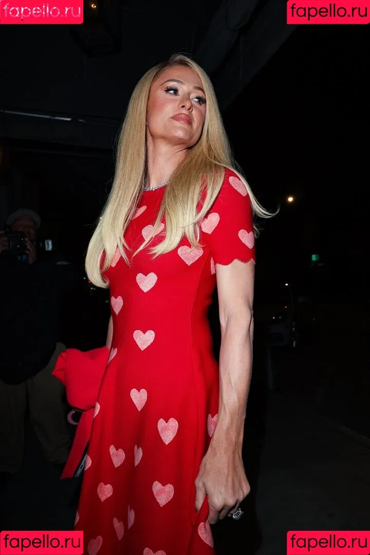 Paris Hilton / parishilton Onlyfans Photo Gallery 