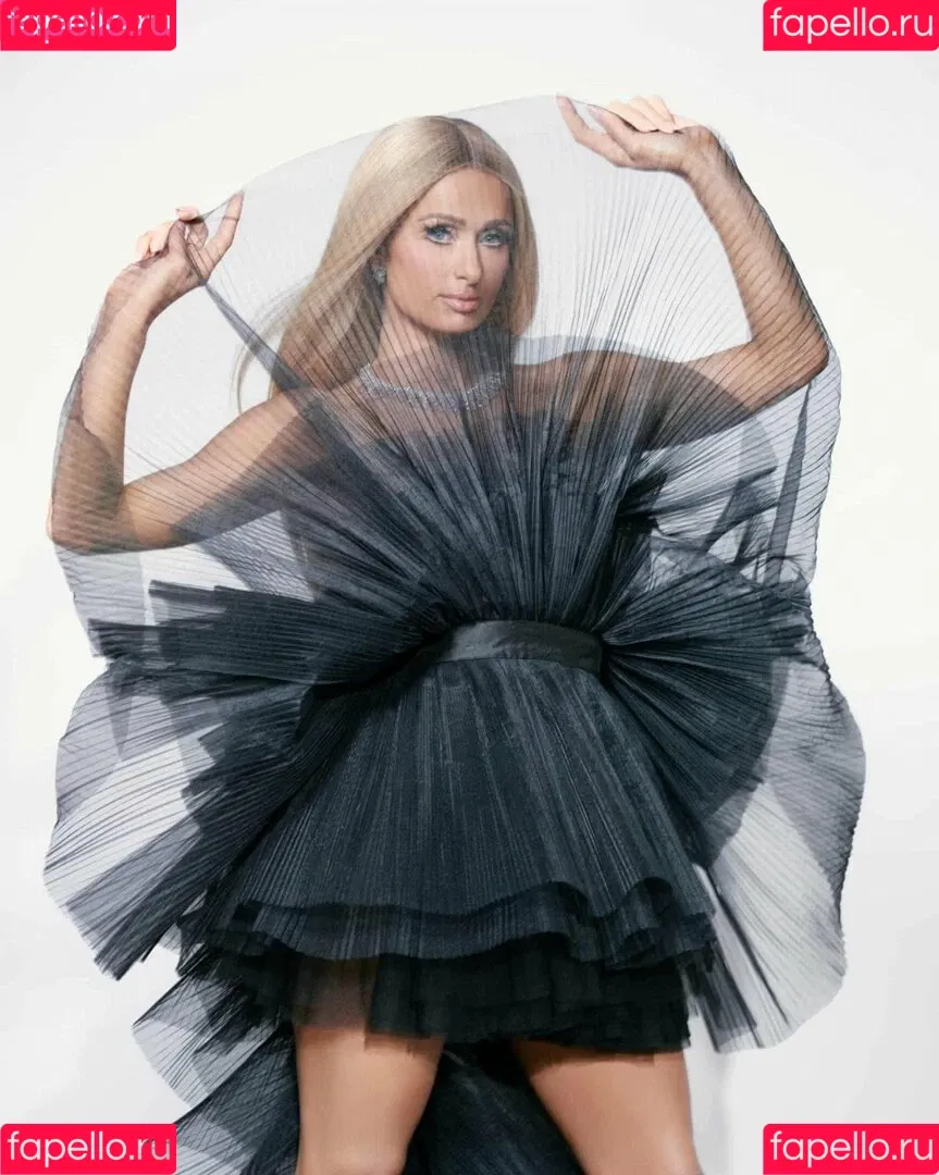 Paris Hilton / parishilton Onlyfans Photo Gallery 