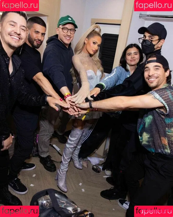 Paris Hilton / parishilton Onlyfans Photo Gallery 