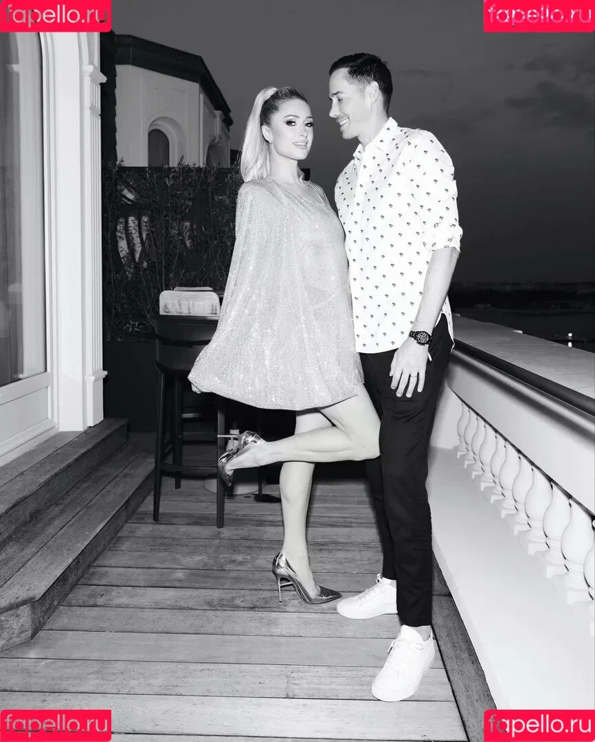 Paris Hilton / parishilton Onlyfans Photo Gallery 