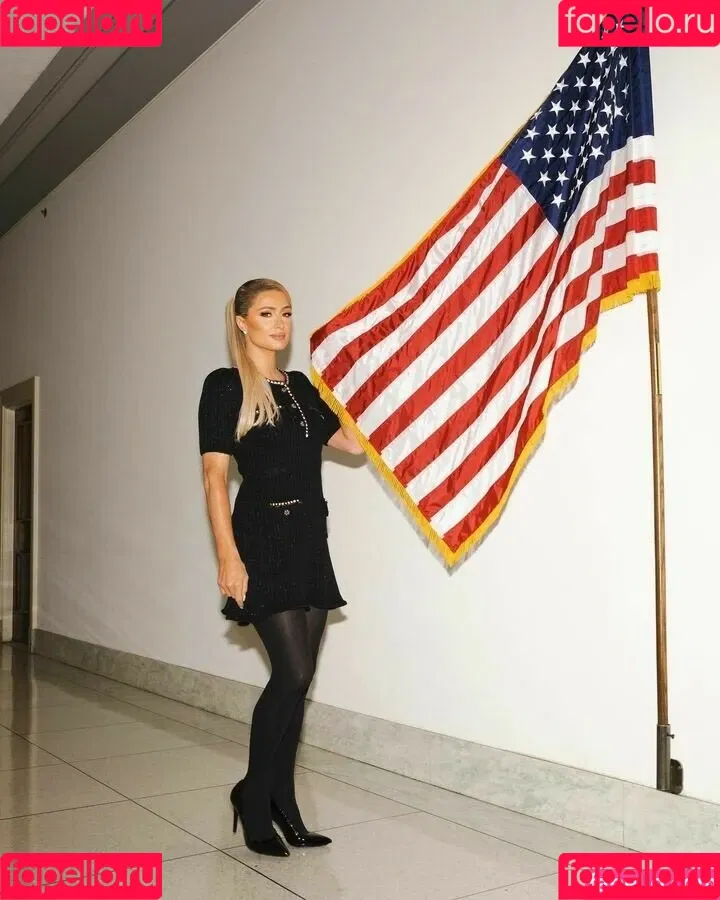 Paris Hilton / parishilton Onlyfans Photo Gallery 