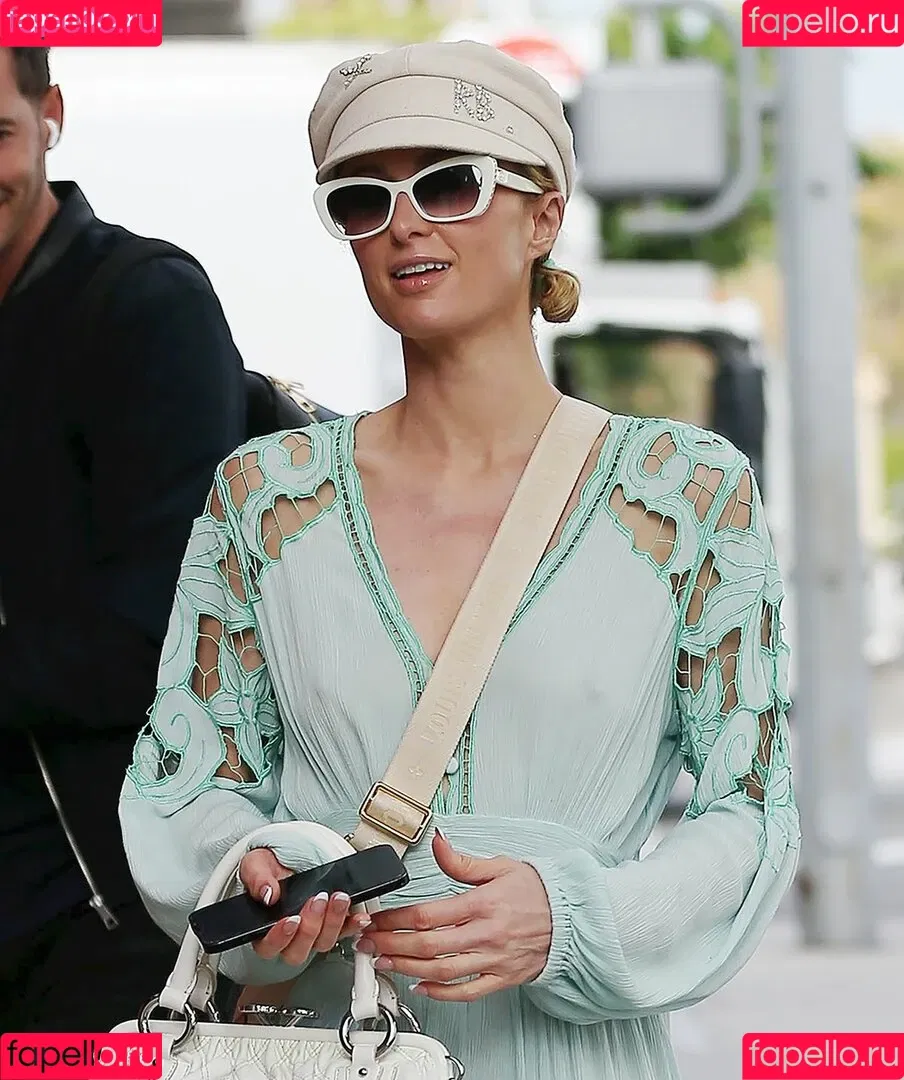 Paris Hilton / parishilton Onlyfans Photo Gallery 
