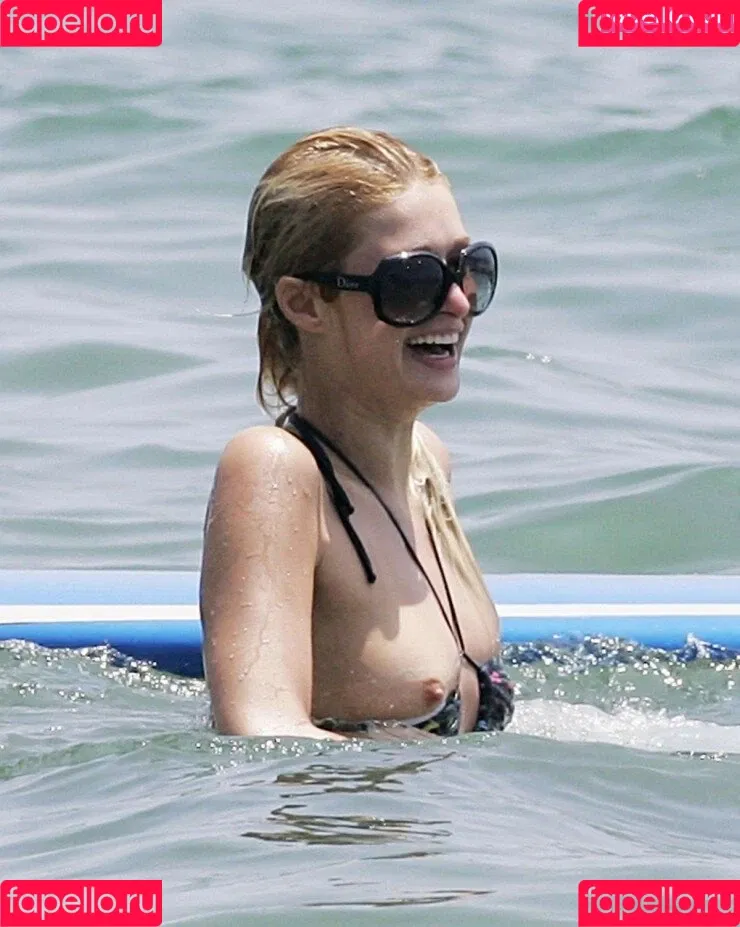 Paris Hilton / parishilton Onlyfans Photo Gallery 