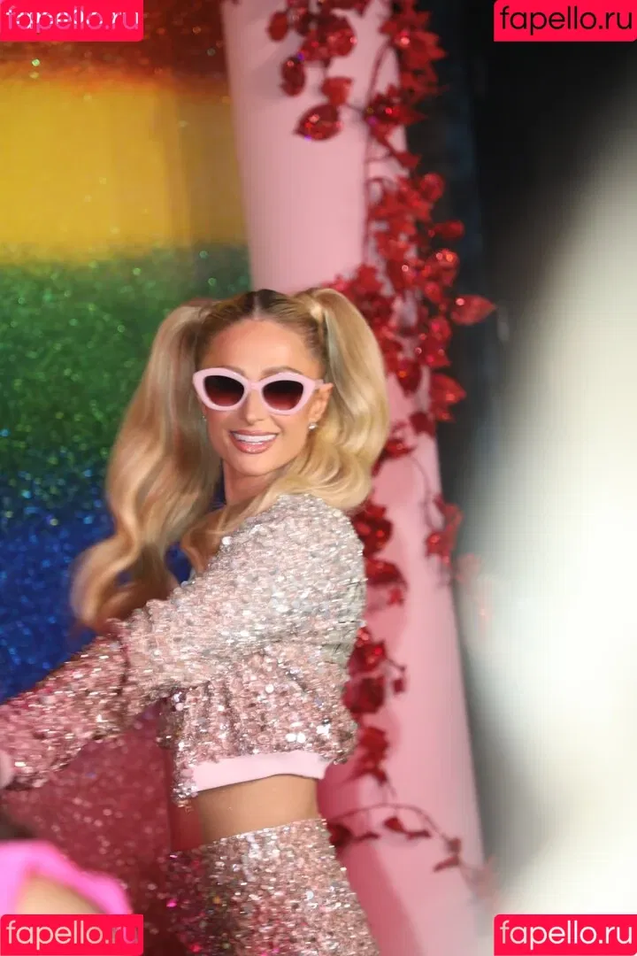 Paris Hilton / parishilton Onlyfans Photo Gallery 