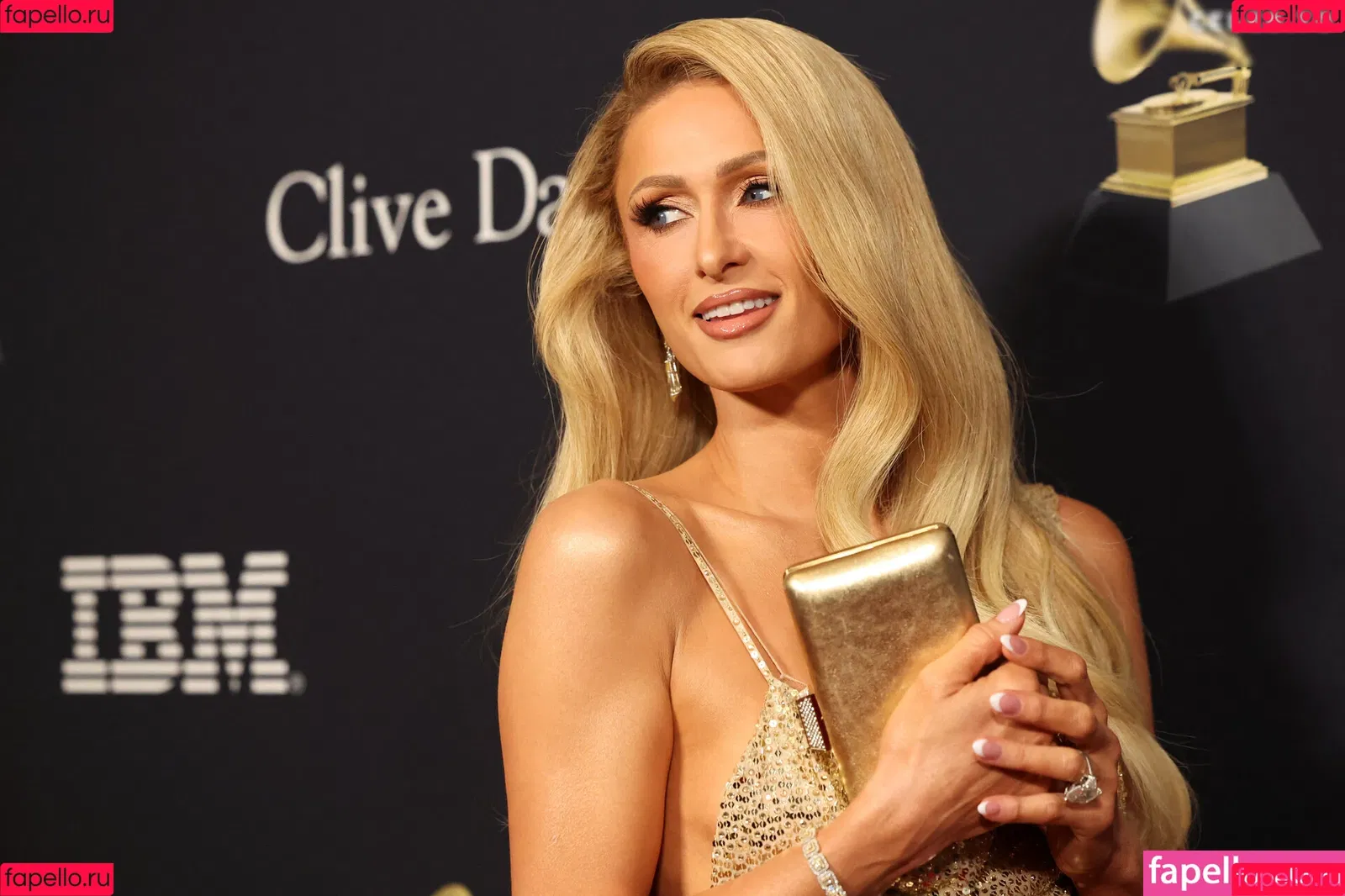 Paris Hilton / parishilton Onlyfans Photo Gallery 