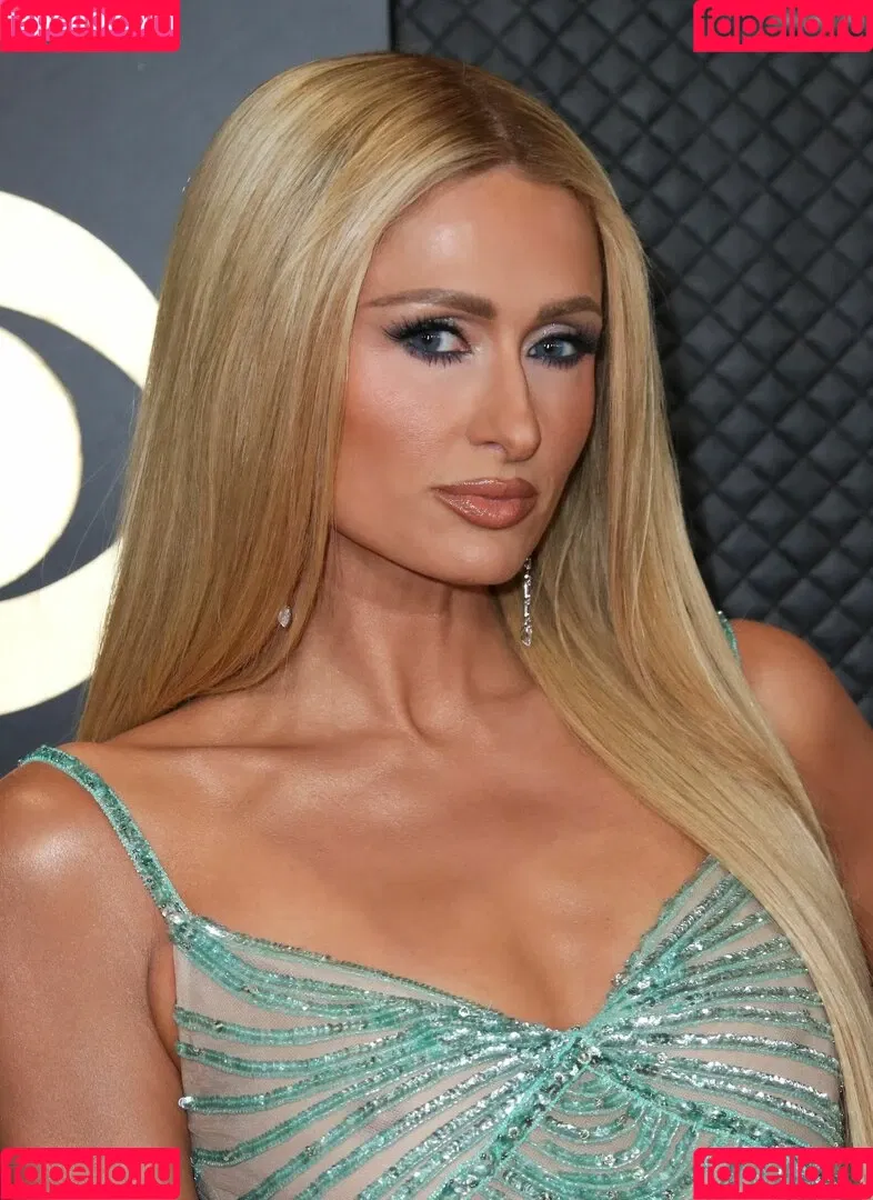 Paris Hilton / parishilton Onlyfans Photo Gallery 