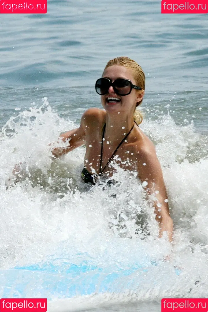 Paris Hilton / parishilton Onlyfans Photo Gallery 