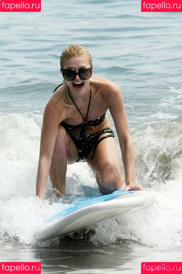 Paris Hilton / parishilton Onlyfans Photo Gallery 