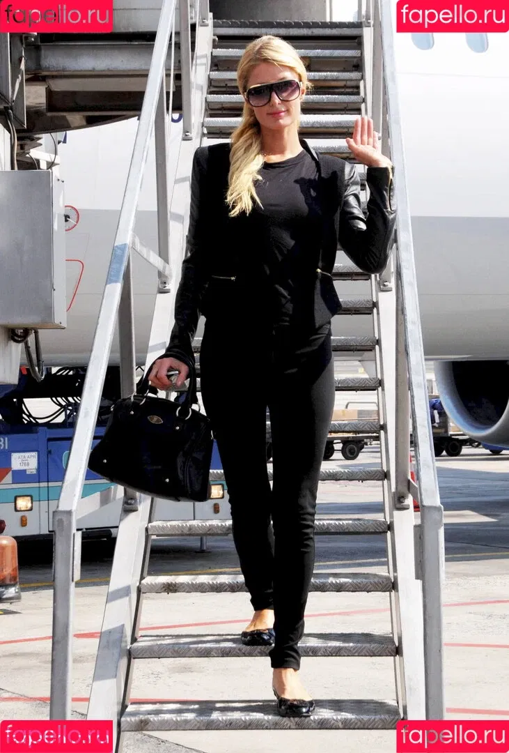 Paris Hilton / parishilton Onlyfans Photo Gallery 