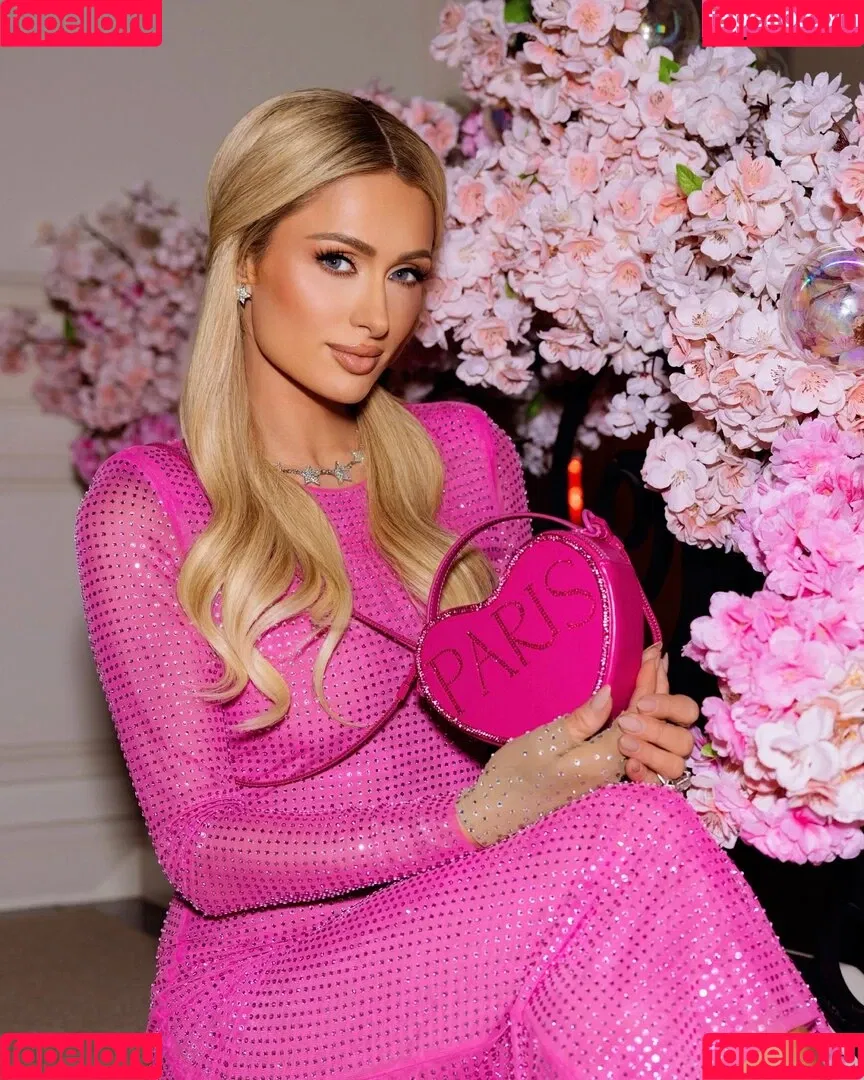 Paris Hilton / parishilton Onlyfans Photo Gallery 