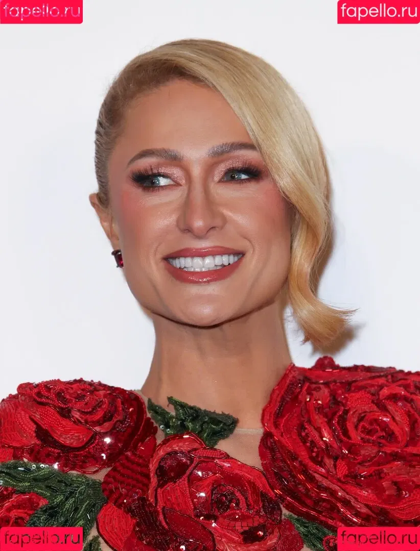 Paris Hilton / parishilton Onlyfans Photo Gallery 
