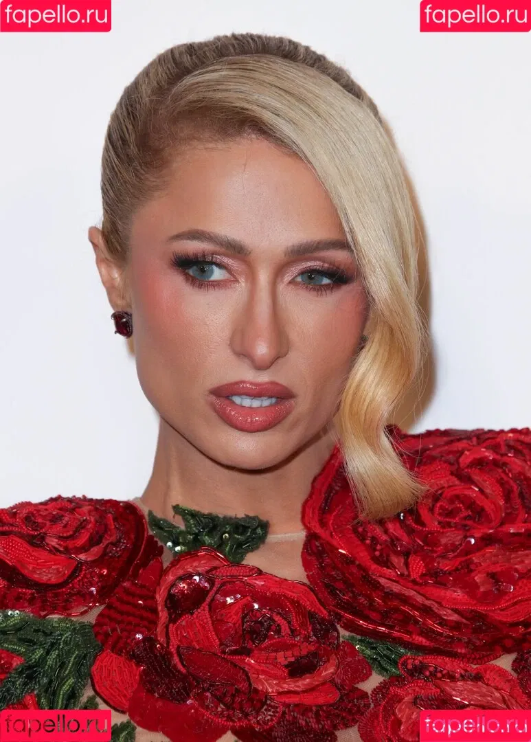 Paris Hilton / parishilton Onlyfans Photo Gallery 