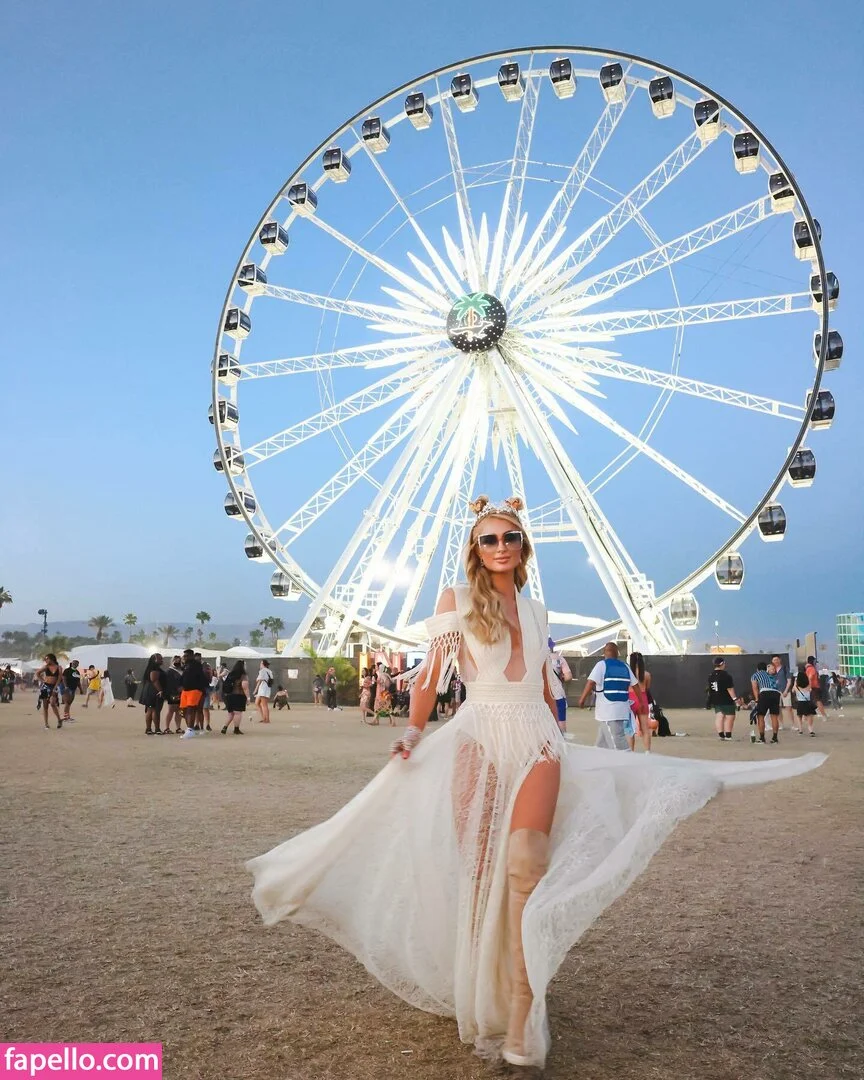 Paris Hilton / parishilton Onlyfans Photo Gallery 