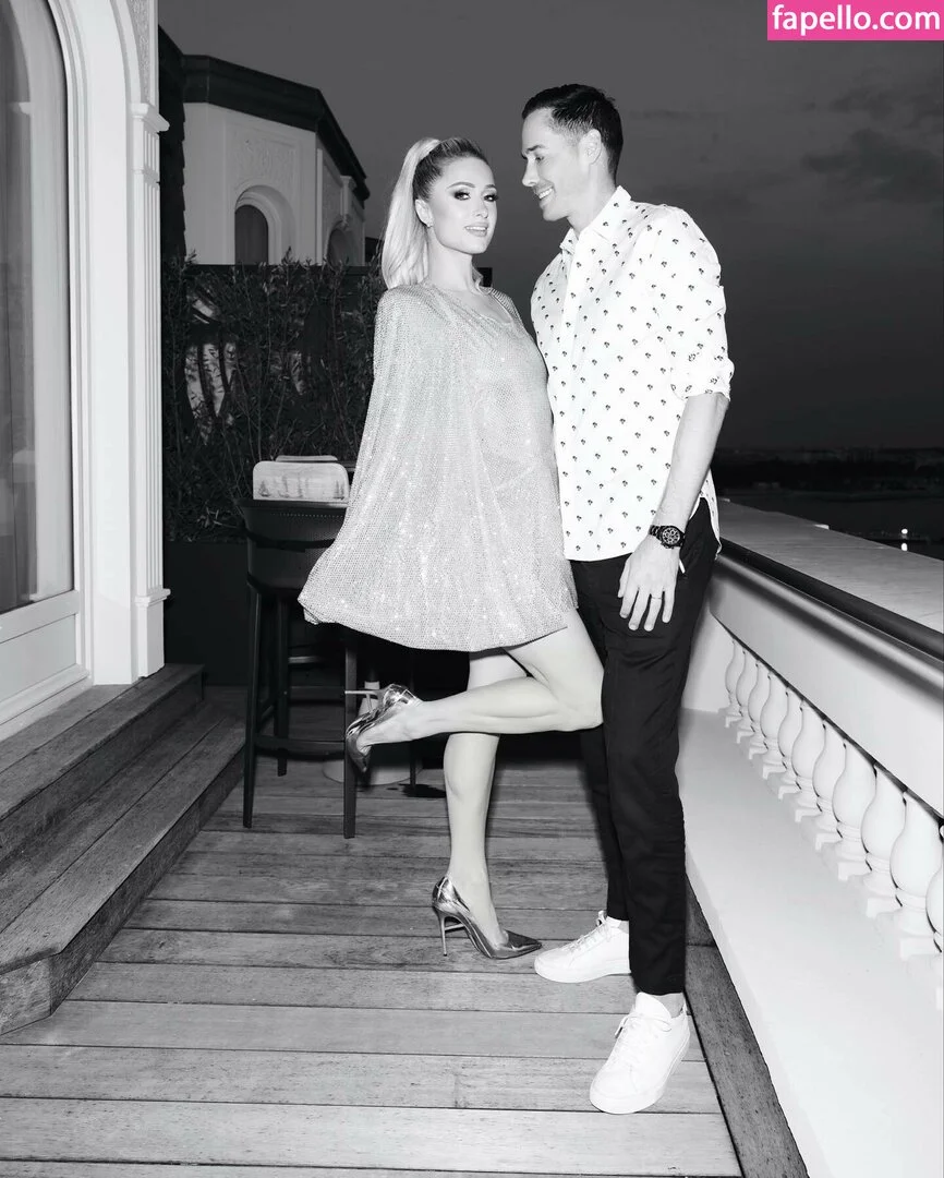 Paris Hilton / parishilton Onlyfans Photo Gallery 