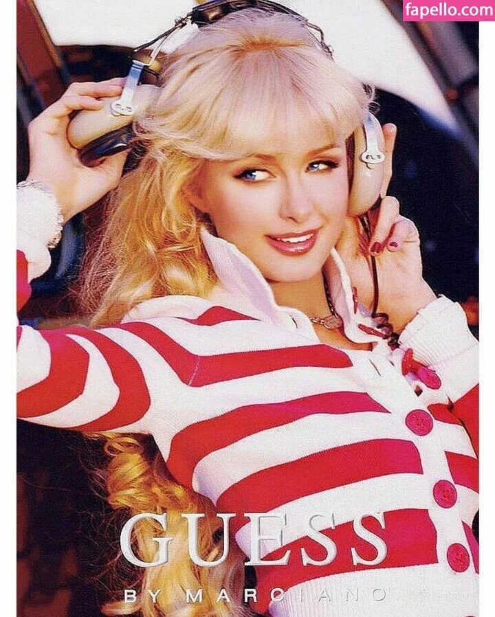 Paris Hilton / parishilton Onlyfans Photo Gallery 