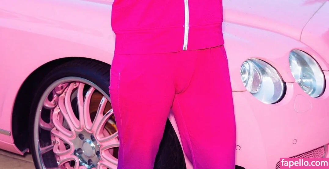 Paris Hilton / parishilton Onlyfans Photo Gallery 