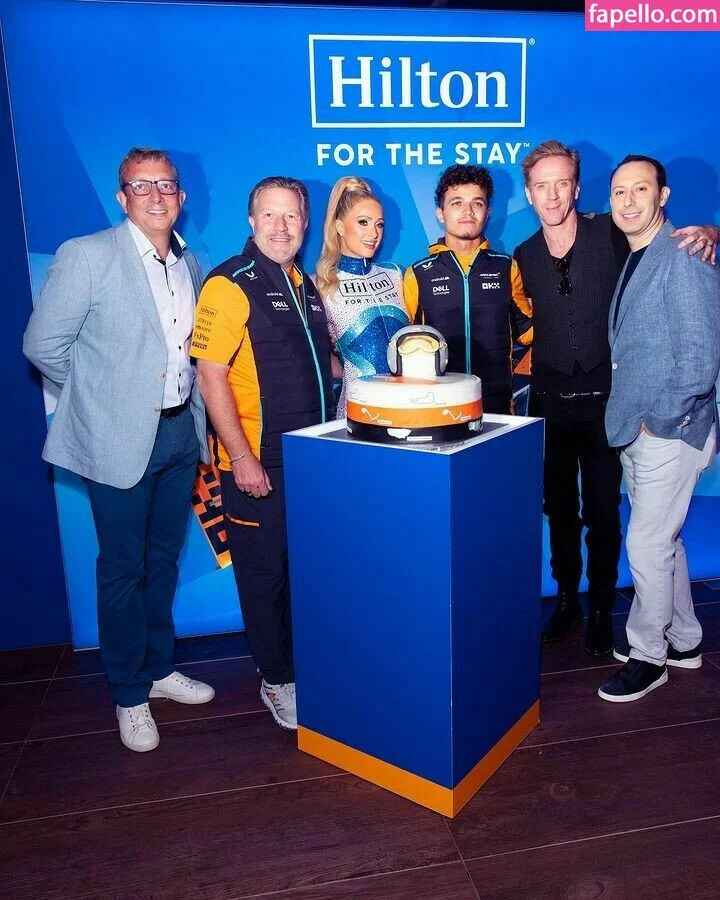 Paris Hilton / parishilton Onlyfans Photo Gallery 