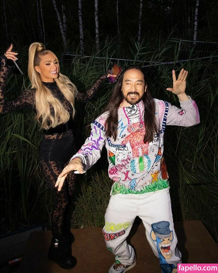 Paris Hilton / parishilton Onlyfans Photo Gallery 