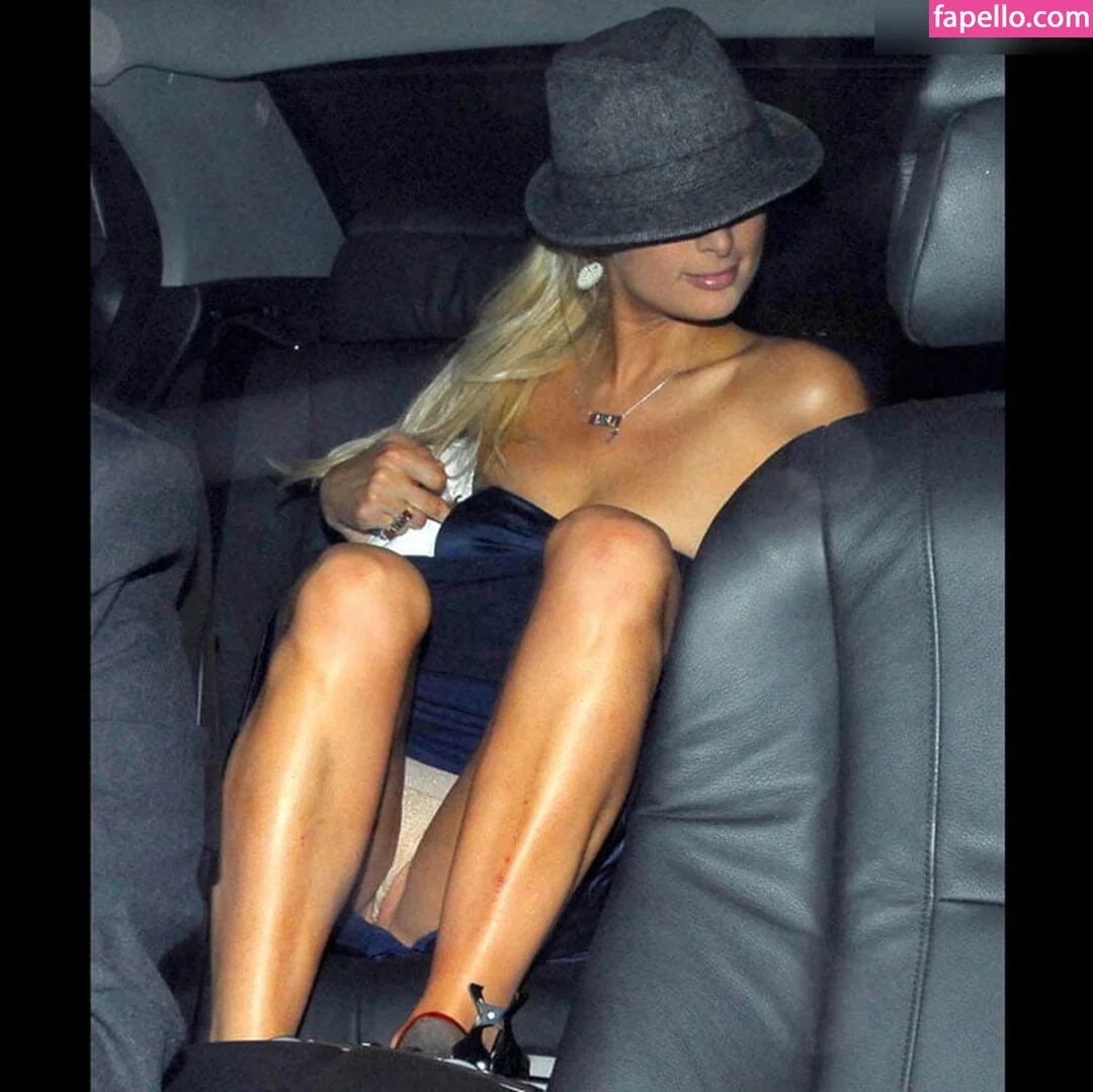 Paris Hilton / parishilton Onlyfans Photo Gallery 