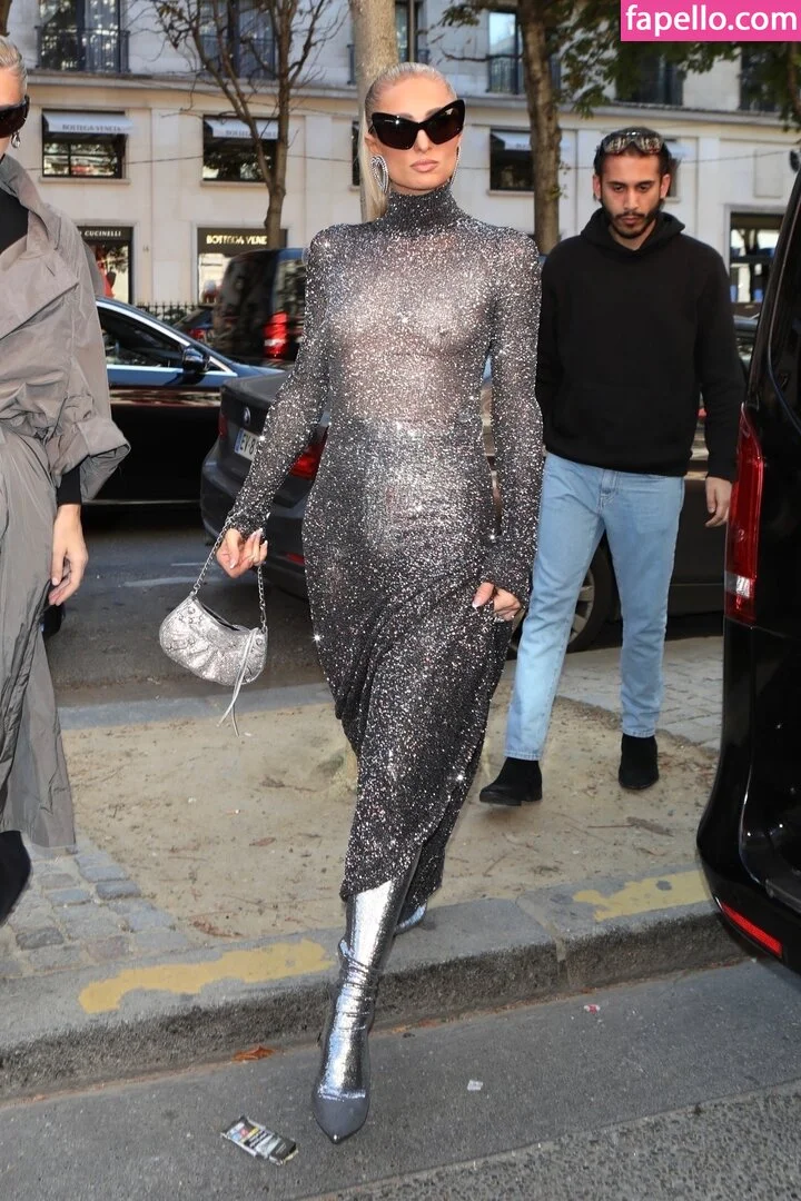 Paris Hilton / parishilton Onlyfans Photo Gallery 