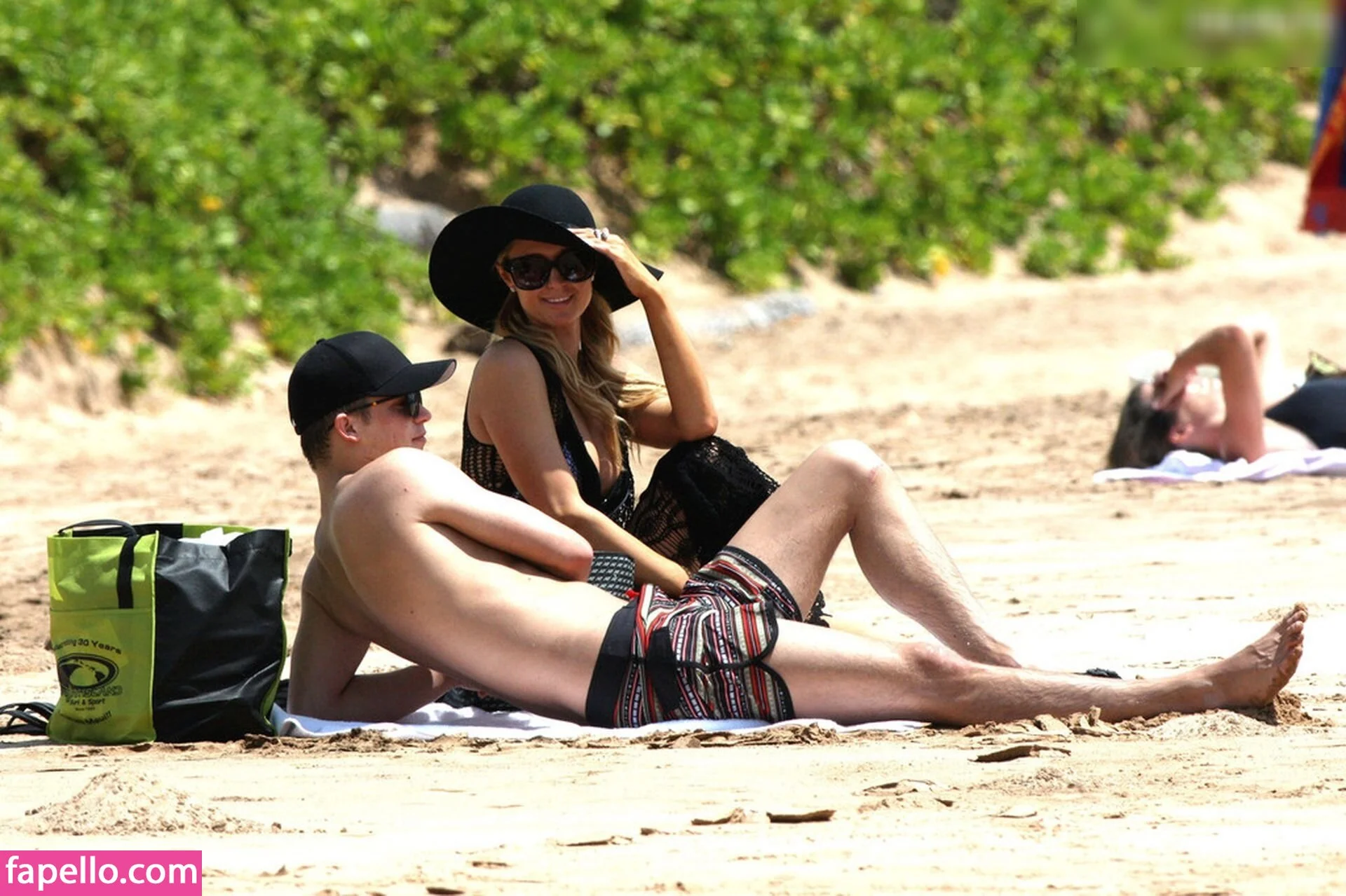 Paris Hilton / parishilton Onlyfans Photo Gallery 