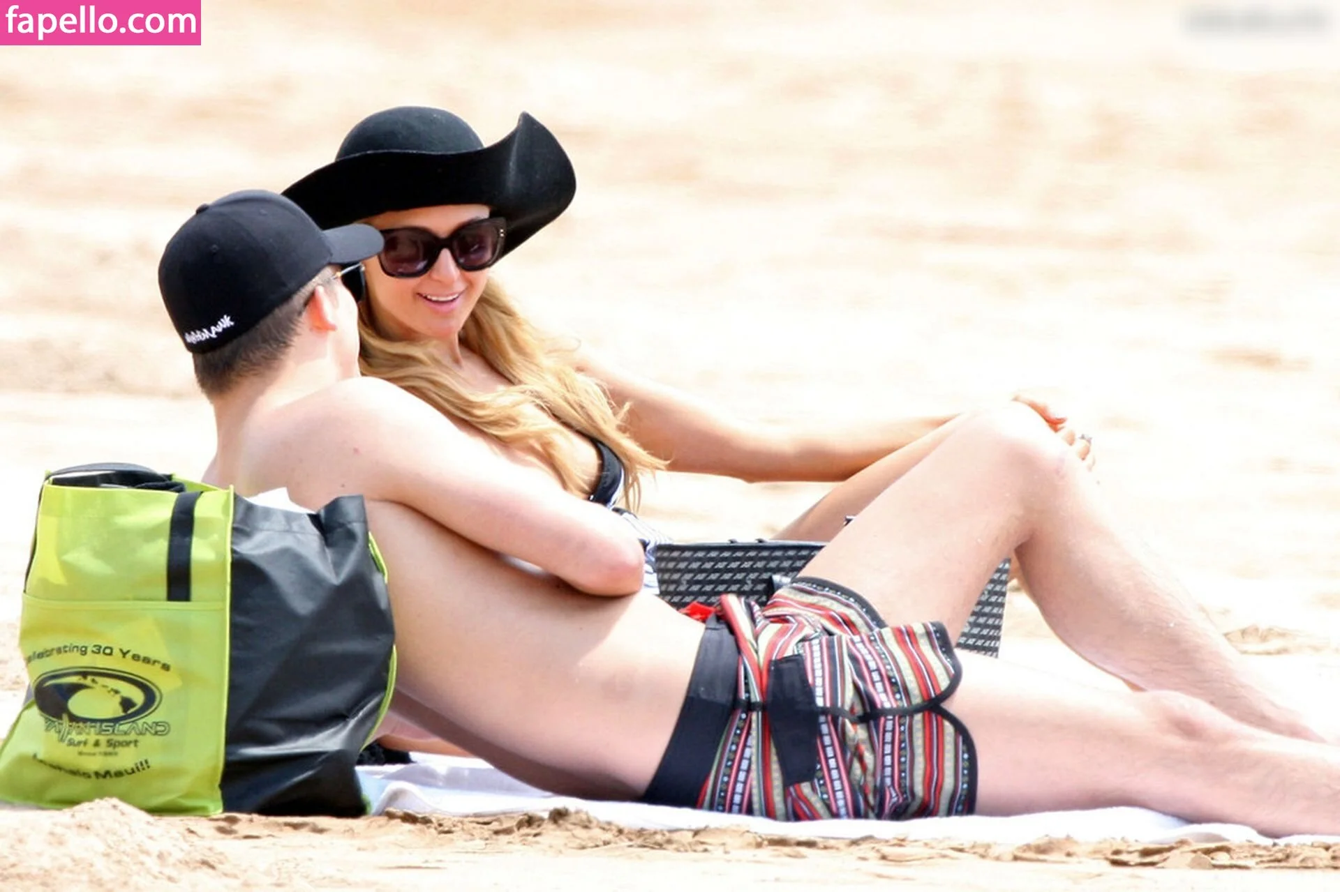 Paris Hilton / parishilton Onlyfans Photo Gallery 