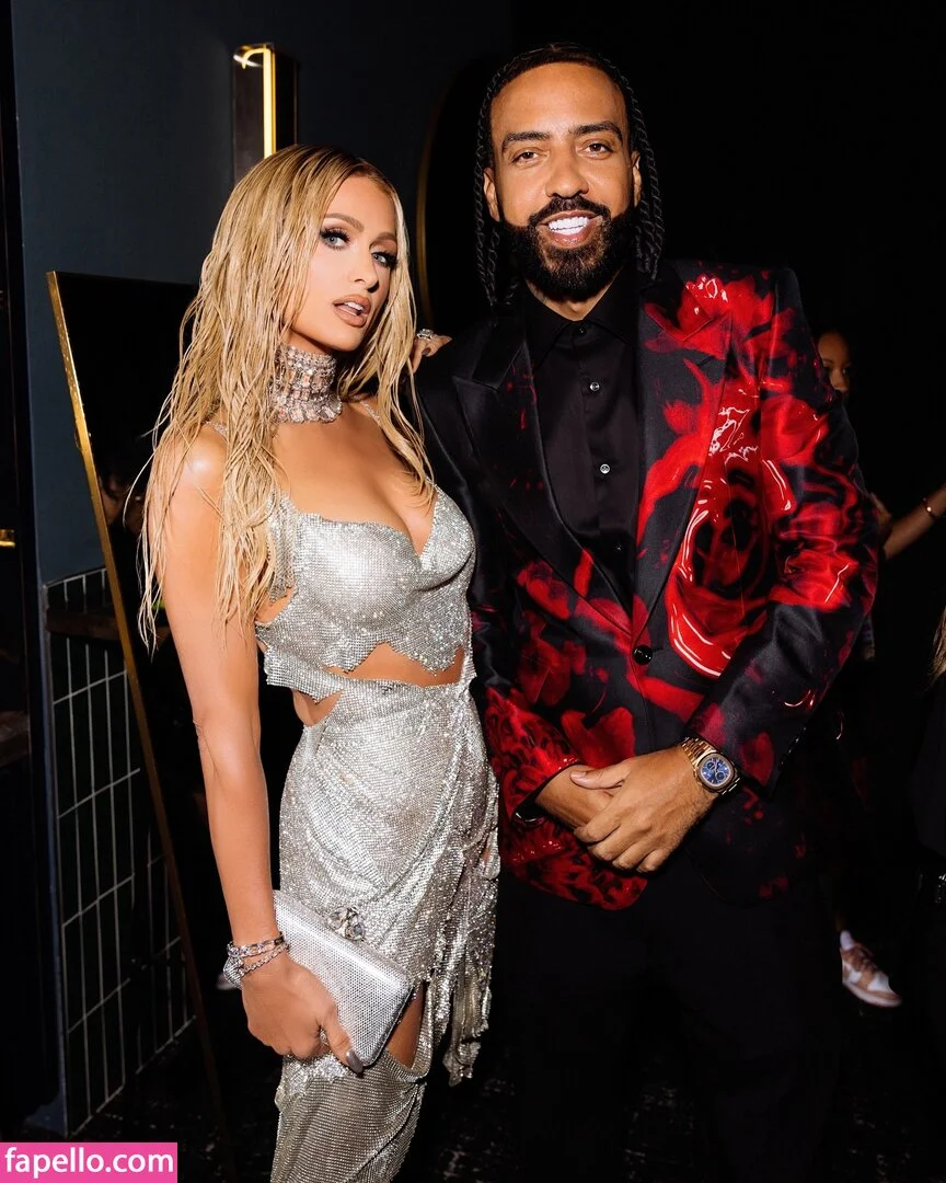 Paris Hilton / parishilton Onlyfans Photo Gallery 