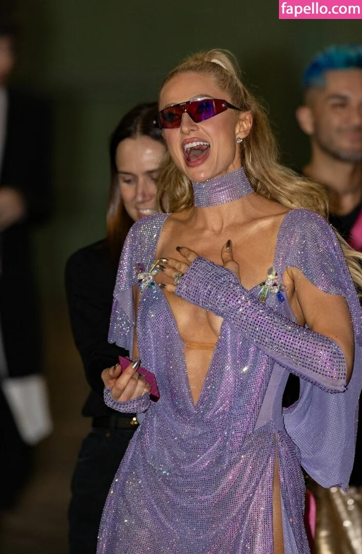 Paris Hilton / parishilton Onlyfans Photo Gallery 