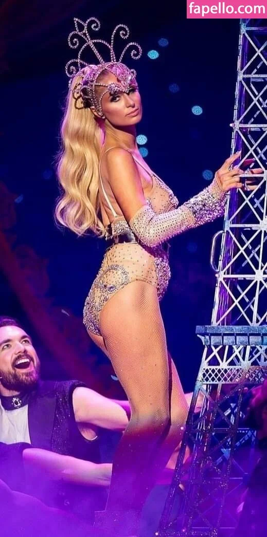 Paris Hilton / parishilton Onlyfans Photo Gallery 