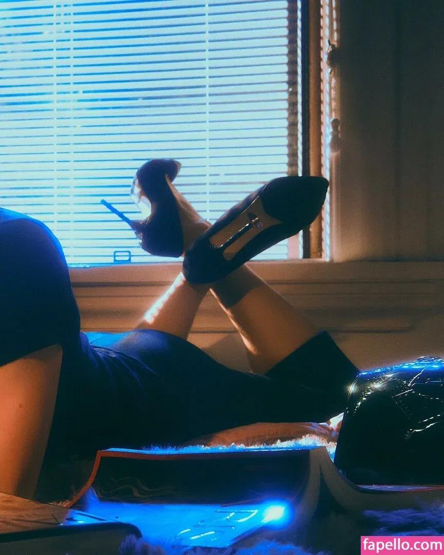 Paris Hilton / parishilton Onlyfans Photo Gallery 