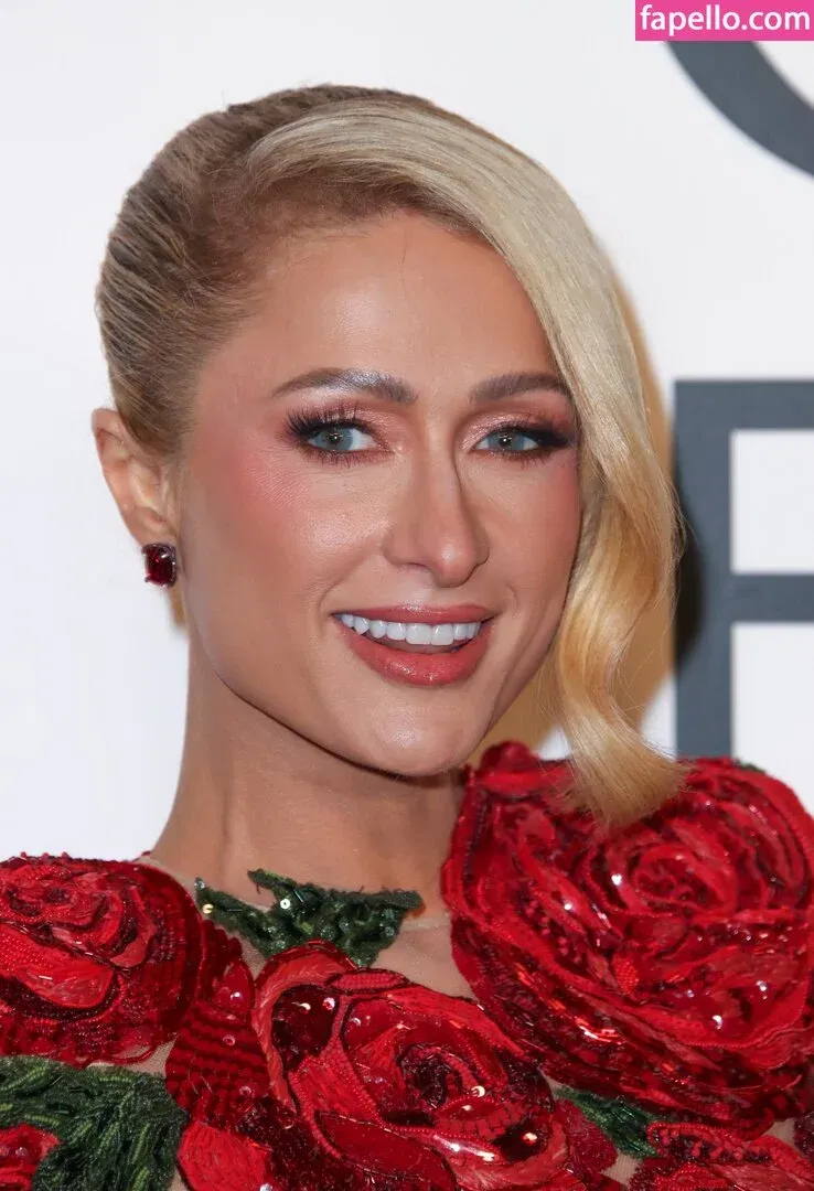 Paris Hilton / parishilton Onlyfans Photo Gallery 