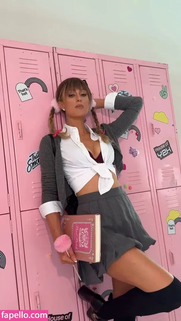 Paris Hilton / parishilton Onlyfans Photo Gallery 