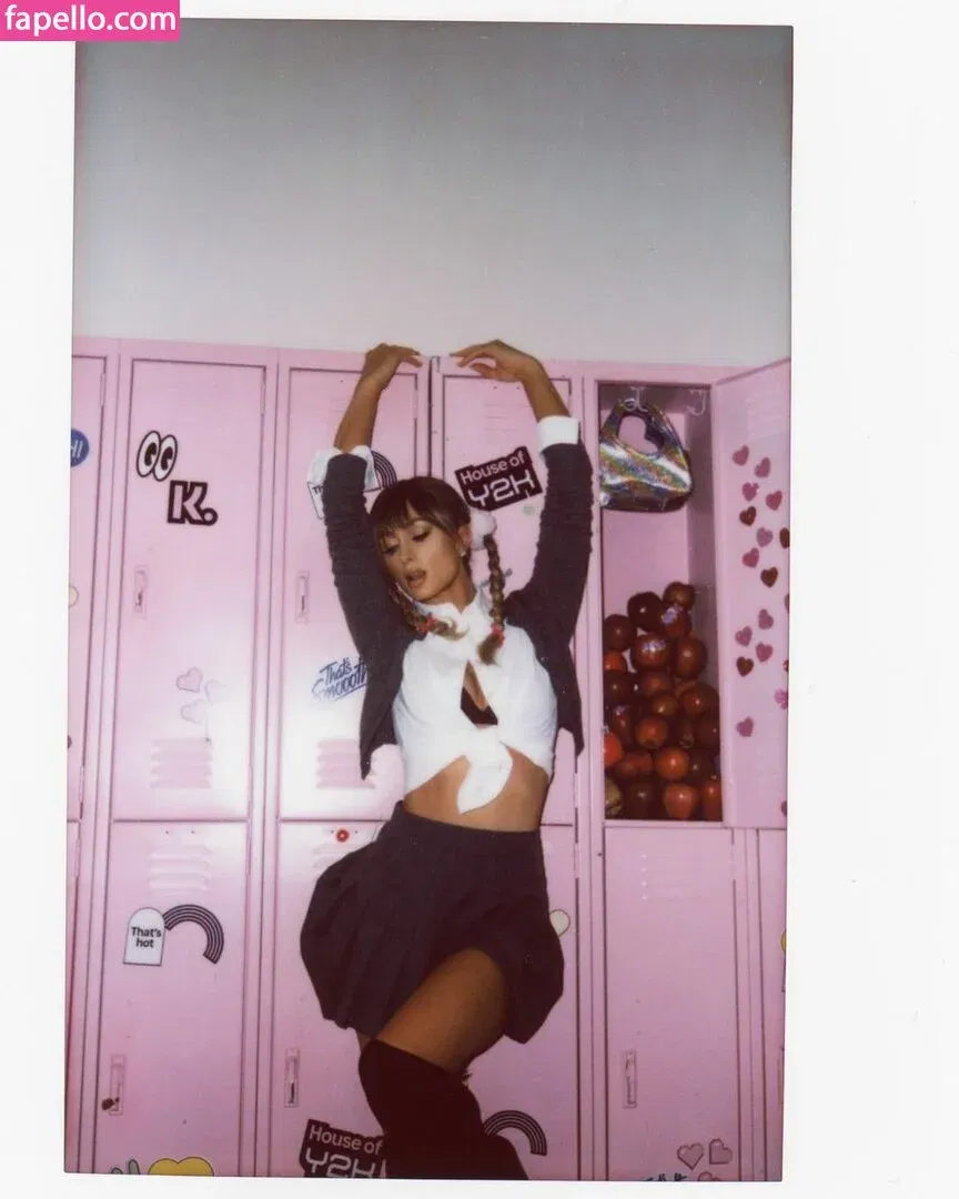 Paris Hilton / parishilton Onlyfans Photo Gallery 