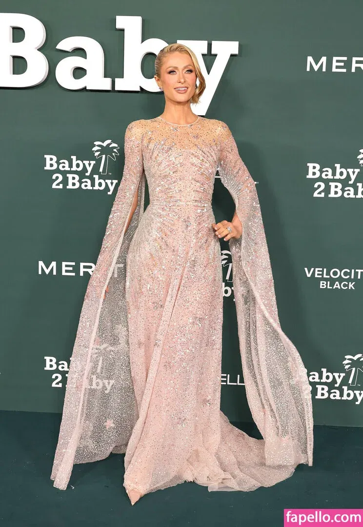 Paris Hilton / parishilton Onlyfans Photo Gallery 