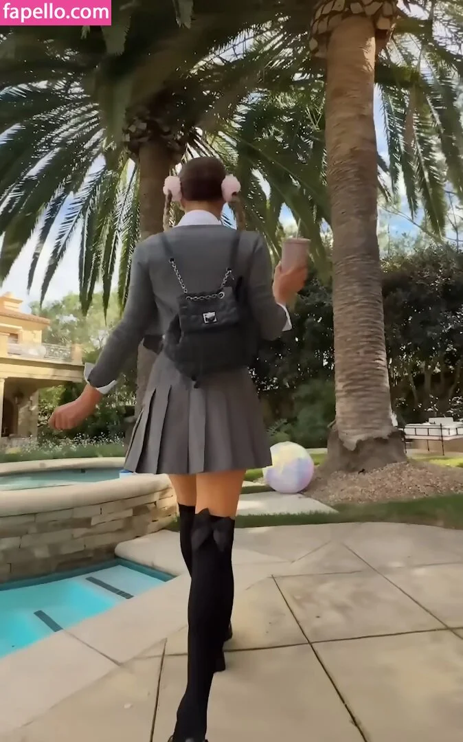 Paris Hilton / parishilton Onlyfans Photo Gallery 