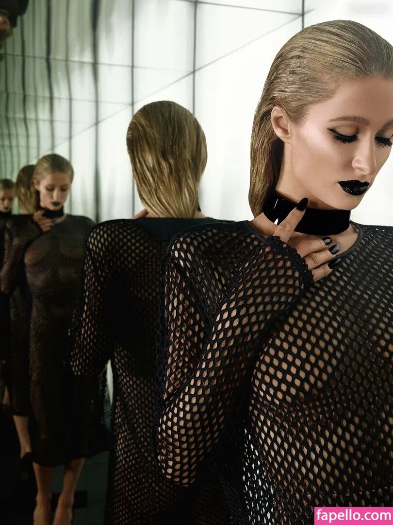 Paris Hilton / parishilton Onlyfans Photo Gallery 