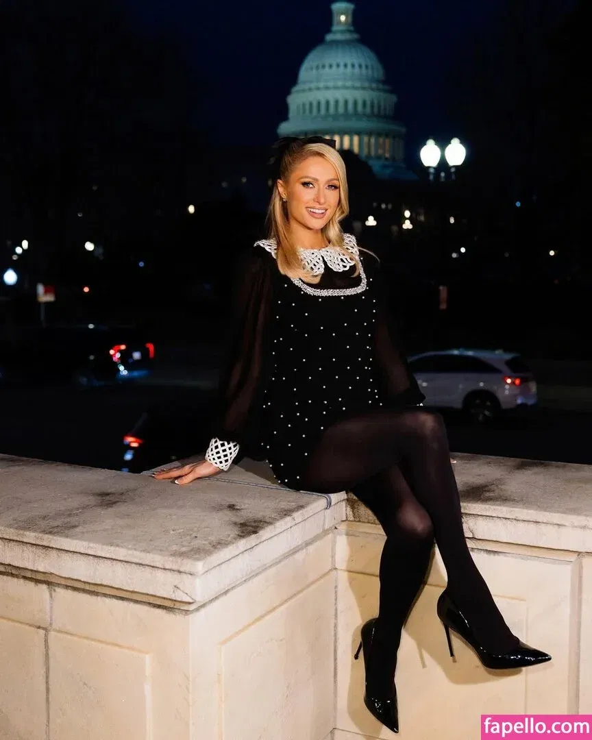 Paris Hilton / parishilton Onlyfans Photo Gallery 