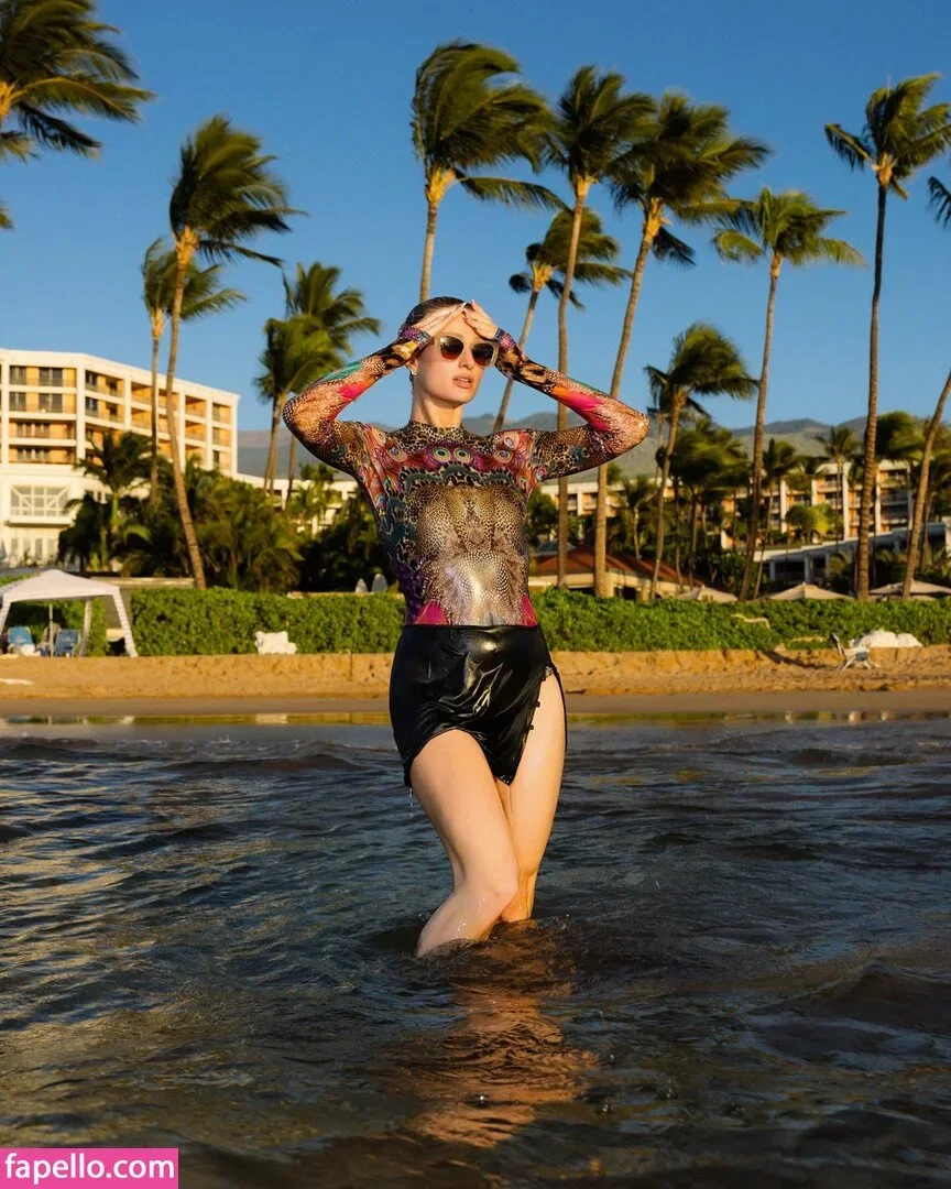 Paris Hilton / parishilton Onlyfans Photo Gallery 