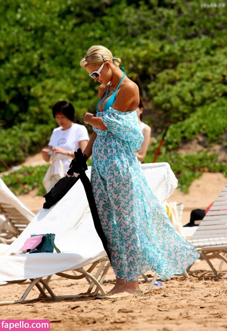 Paris Hilton / parishilton Onlyfans Photo Gallery 