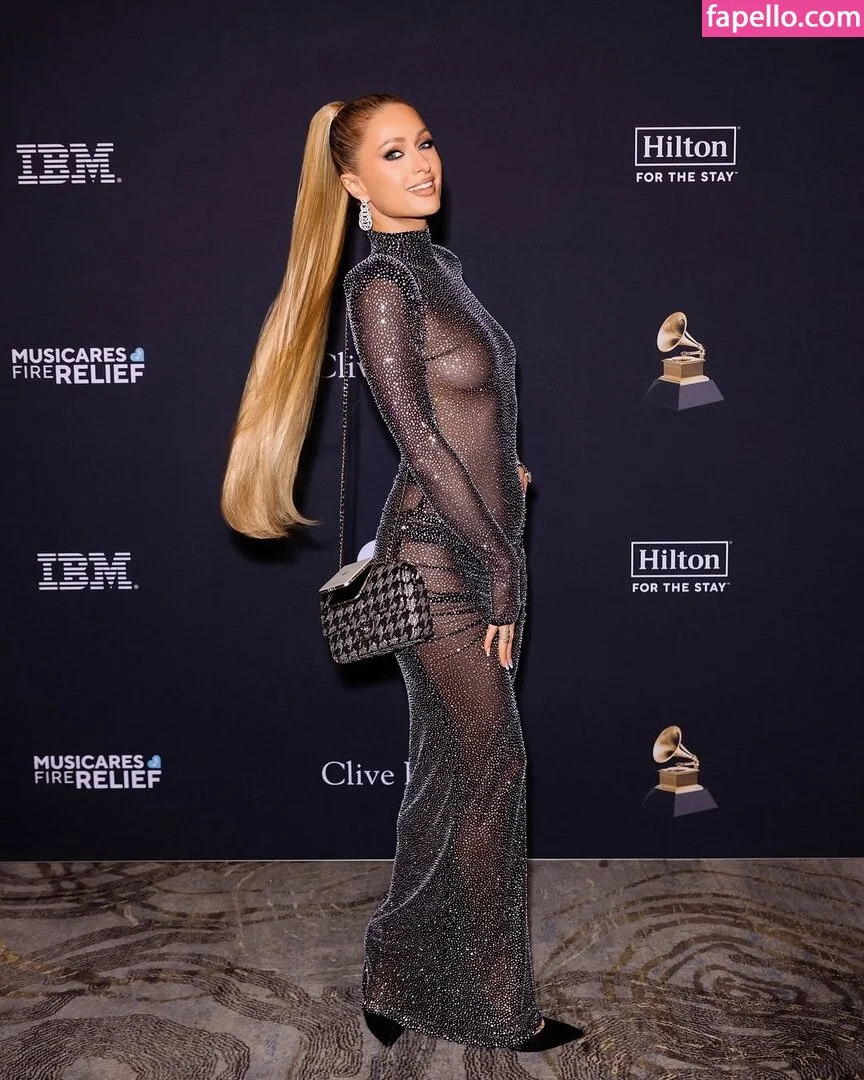 Paris Hilton / parishilton Onlyfans Photo Gallery 